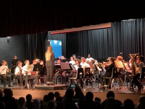 Mt. Nebo Middle Band playing