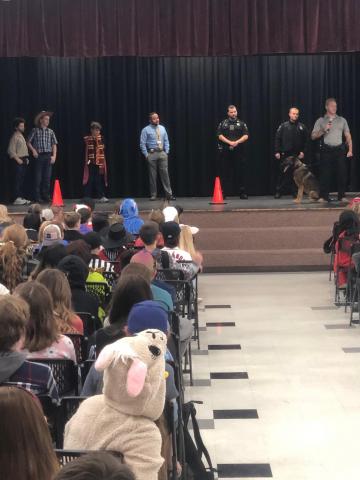 Payson police Red Ribbon week assembly